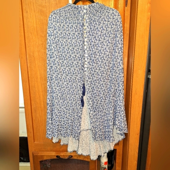 A Rachel Zoe 100% viscose ladies cardigan style Tunic top with tie strap in med. - Picture 1 of 5